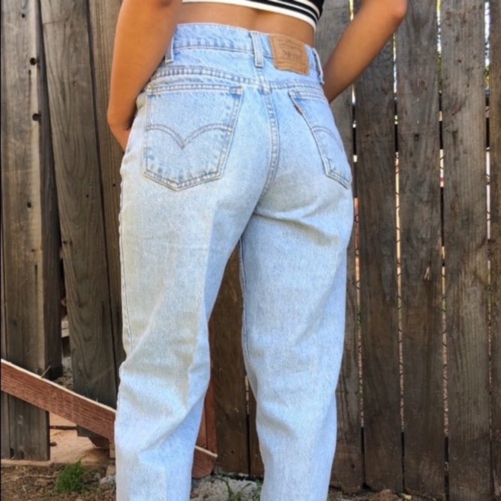 Vintage Levis  made in USA 550  Mom Relaxed Fit Tapered  Leg